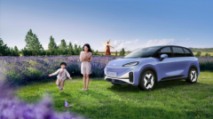 ​极狐汽车考拉守护宝贝每一程，北汽极狐享受每一刻